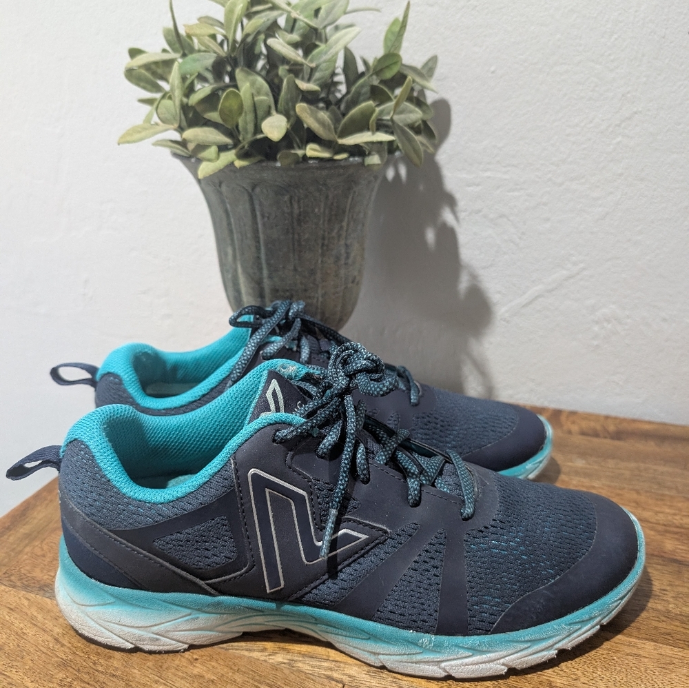 Women's Vionic Miles Blue Size 9